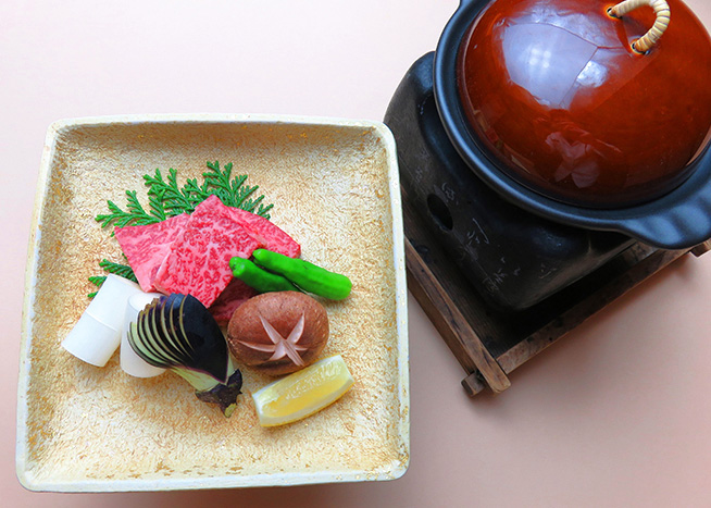 神戸牛フィレ肉ステーキ(陶板焼)